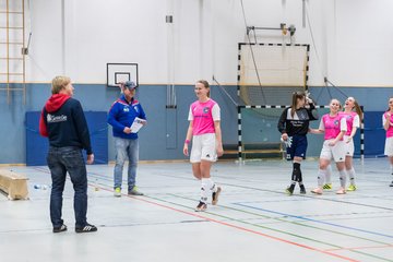 Bild 68 - F Loewinnen Hallen Cup
